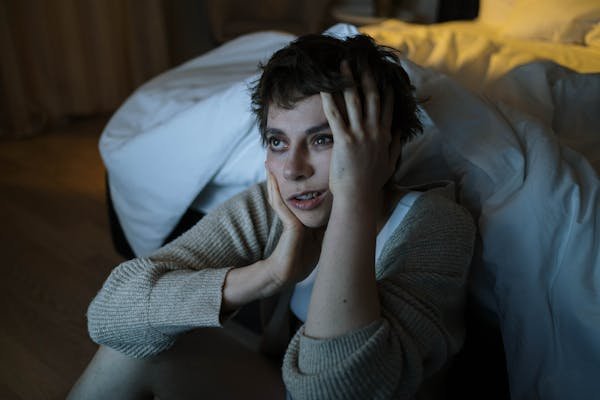 Bipolarité et narcolepsie : clés pour un sommeil apaisé